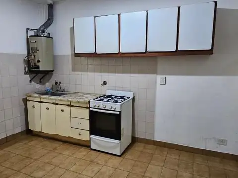 Departamento en Alquiler en Matheu, $ 700.000