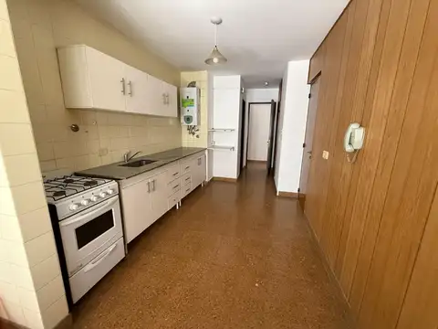 ALQUILER DEPARTAMENTO 3 DORMIS Y COCHERA LA PLATA