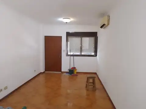 Depto Tipo Casa en Alquiler de 1 dormitorio
