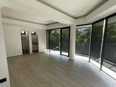 Oficina en Alquiler al Noreste