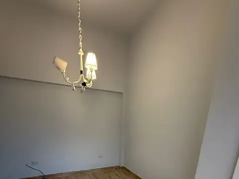 Casa en venta en Flores