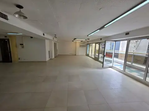 Oficina en Alquiler en Microcentro