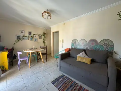 Departamento en Venta en Alberdi, USD 55.000