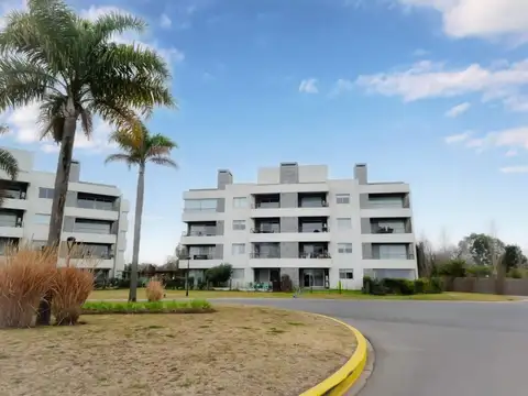 Departamento en Alquiler con 1 cocheras