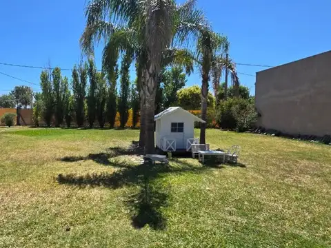 Casa 4 ambientes con 1 baño