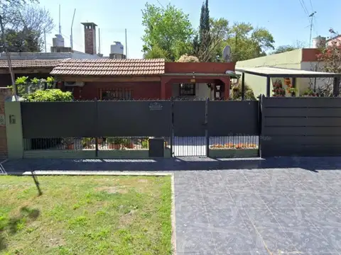 Hermosa Casa en barrio Los Aromos