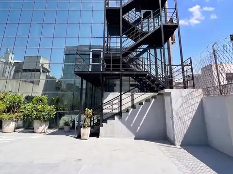 Edificio Corporativo sobre panamericana en Venta Vicente Lopez
