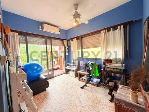 Casa 5 ambientes con 1 baño