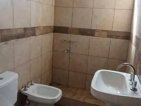Casa en Alquiler en El Plumerillo, $ 900.000
