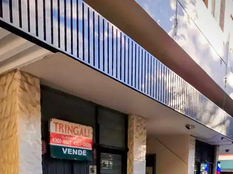 LOCAL COMERCIAL EN GALERIA .SOBRE CALLE OLAVARRIA 