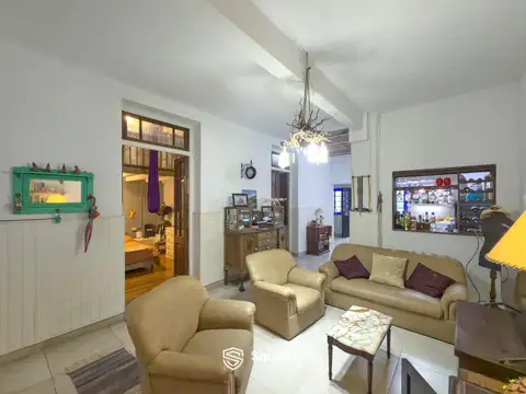 VENTA - Casa 2 Dormitorios con patio y parrillero  - Barrio Belgrano, Rosario.