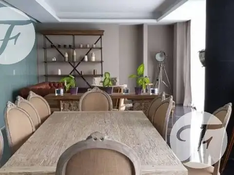 Olga Cossettini al 1558 I Piso 9