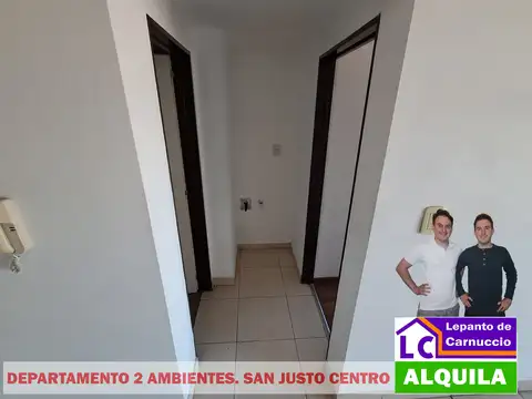 ¡AMPLIO DEPARTAMENTO de 2 AMBIENTES en ALQUILER EN SAN JUSTO CENTRO! En 3º Piso. Con ascensor o balcón.