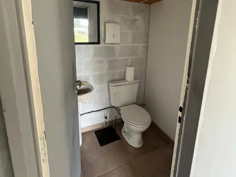 ALQUILER LOCAL COMERCIAL EN PUEBLO CAAMAÑO PILARL