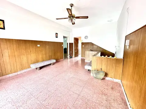 Depto Tipo Casa en Venta en Bernal Oeste, USD 61.000