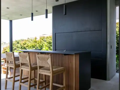 Casa en Alquiler 1 año