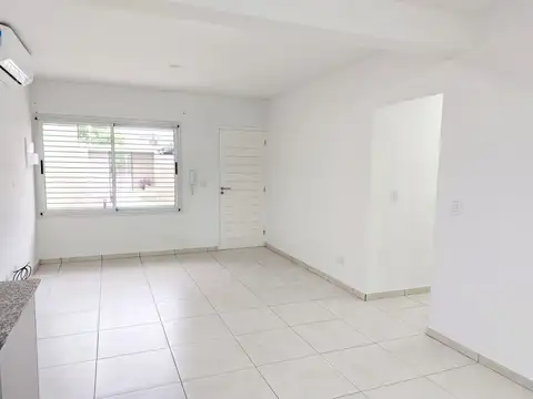 Departamento en Alquiler con 2 cocheras