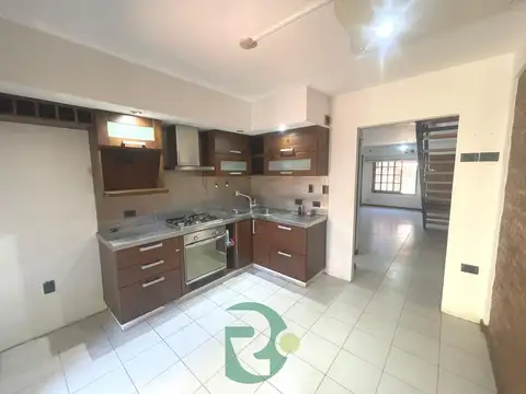 VENTA TRIPLEX 3AMB.+PLAYROOM.CIUDAD JARDIN.PALOMAR