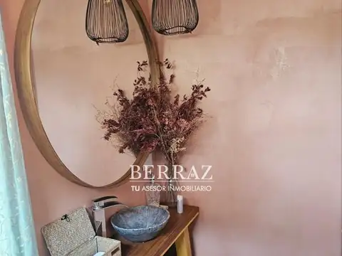 Casa 6 ambientes con 2 baños