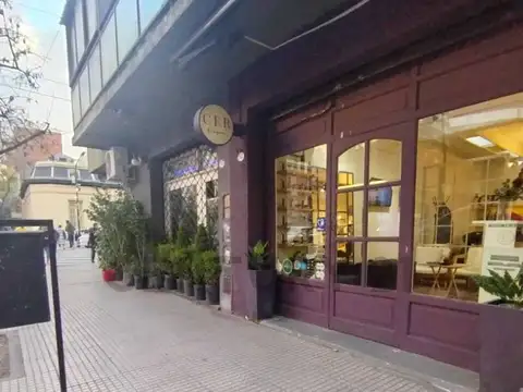 Juramento 2800, Piso 0