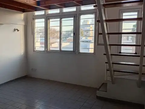 Departamento en Alquiler en La Plata, $ 400.000
