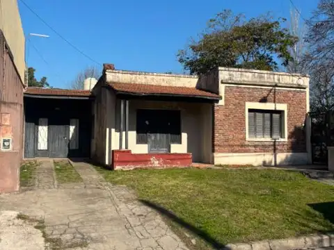 Casa - Venta - Argentina, Morón - Tronador 562