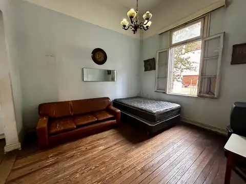 Casa en Venta en Liniers, USD 140.000