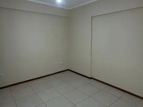 Departamento en Alquiler en Centro, $ 630.000