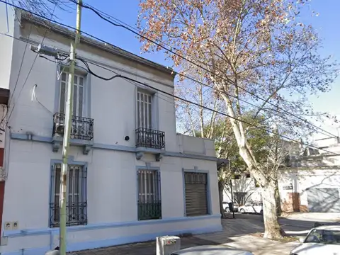 Venta Lote en esquina en La Paternal. Acepta metros!