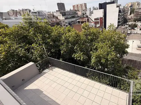 Oficina en Alquiler Triplex con Terraza propia
