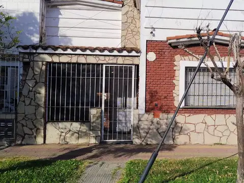 Pérez Bulnes 5800 - Casa en venta de 2 dormitoritos - Rosario, Belgrano