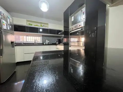 Depto Tipo Casa en Venta 7 años