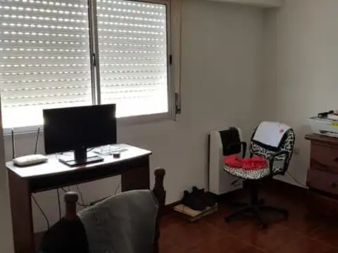 Casa 11 ambientes con 6 baños