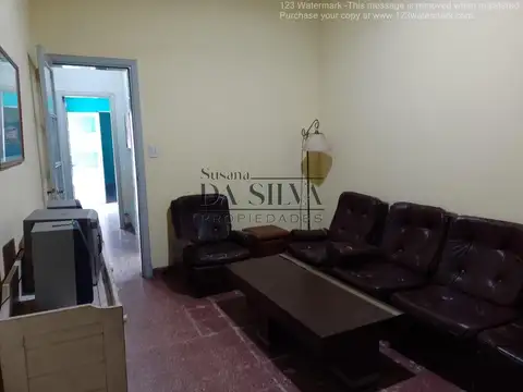 Casa 3 ambientes con 1 baño