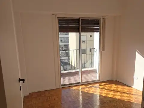 Departamento en Alquiler en Balvanera, $ 1.200.000