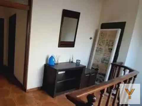 Casa en Alquiler con 1 cochera