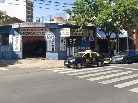 Terreno en Venta en Parque Chacabuco, USD 480.000