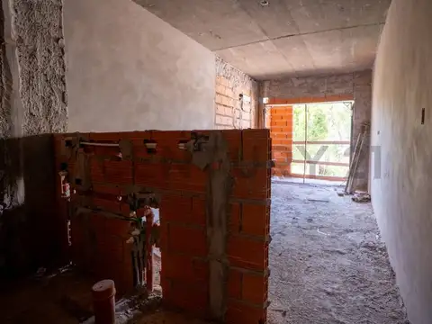 Departamento de MONOAMBIENTE en construcción con balcón  –3º piso al contrafrent