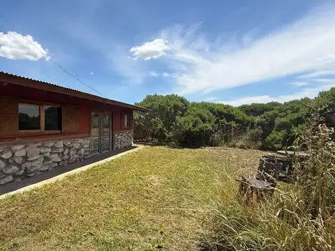 Casa 2 ambientes con 1 baño