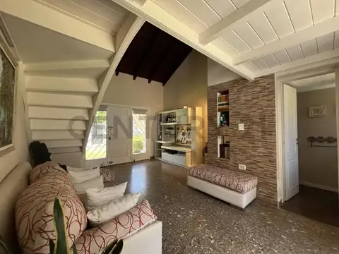 Trenque Lauquen 500, Piso 0