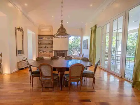 Casa en Venta de 5 dormitorios