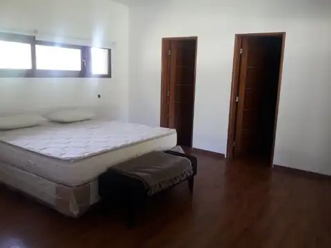 CHALET 4 AMBIENTES FINCAS SAN VICENTE