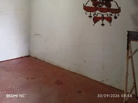 Galpon en Venta 42  mts Fondo