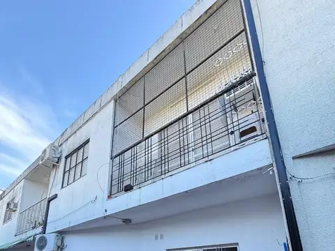 DUPLEX EN EL CENTRO DE ITUZAINGO APTO A CREDITO