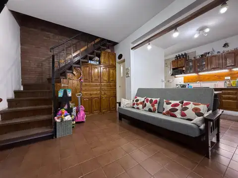 Avenida Rivadavia 21500