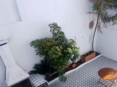 Depto Tipo Casa en Venta en Pompeya, USD 116.000