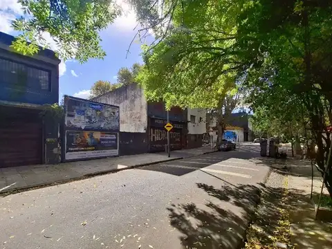 Terreno en Venta en Chacarita, USD 250.000