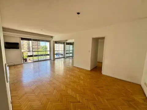 Departamento 4 Ambientes con Dependencia y Cochera fija  - Palermo