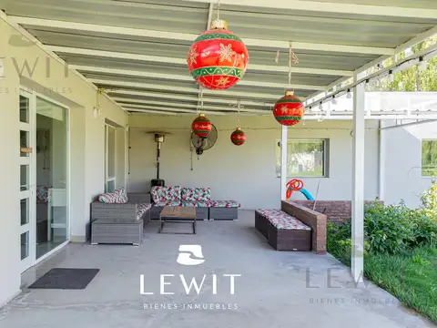 VENTA QUINTA 5 Ha CON CASA PRINCIPAL Y 3 DEPARTAMENTOS CON PILETA EN CENTENARIO NEUQUEN
