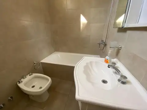 Departamento 2 ambientes con 1 baño